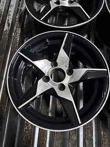 Диски: Диски R 14 Комплект, отверстий - 4, Б/у — 2