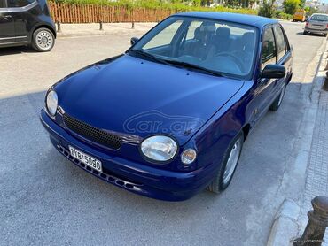 Toyota: Toyota Corolla: 1.3 l. | 2000 έ. Sedan — 2