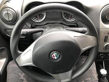 a4: VOLAN ZA ALFA ROMEO MITO | volan bukvalno nov, fabricki — 2