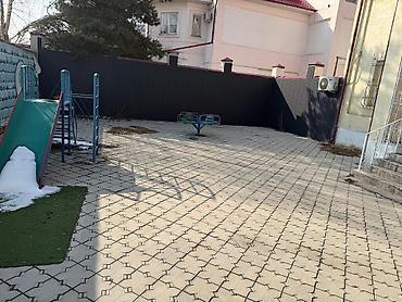 Долгосрочная аренда домов: 300 м², 9 комнат — 4