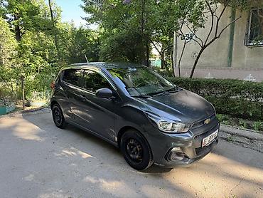 Chevrolet: Chevrolet Spark: 2017 г., 1 л, Вариатор, Бензин, Хэтчбэк — 4
