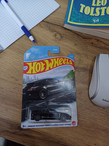 Oyuncaqlar: Hotwheels (Porsche Panamera)