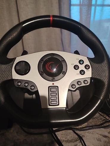 rampage v902: 1 ay işlenmiz RAMPAGE V902 Oyun sükan dəsti – sükan, 3 pedallı blok və — 1