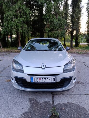 štop svetla za prikolicu: Renault Megane: 1.5 l | 2011 year | 280400 km