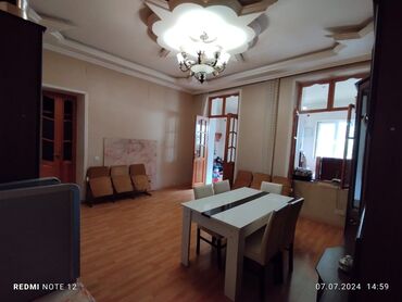 zabratda həyət evi: Забрат 3 комнаты, 83 м², Средний ремонт