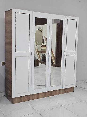 qardirob otagi: *Dolab satılır* Selıqelı vezıyyetde Qıymet - 265 azn *Catdırlma — 1
