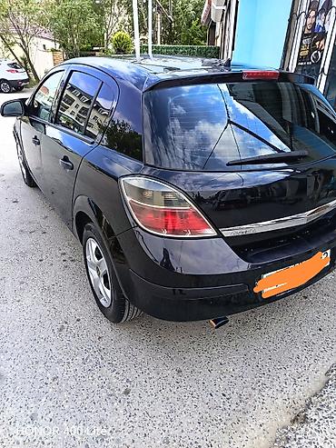 avtobuslar satisi: Salam Opel Astra H hatchback 1.4 mator vurug udar yoxdu bez kraska — 1