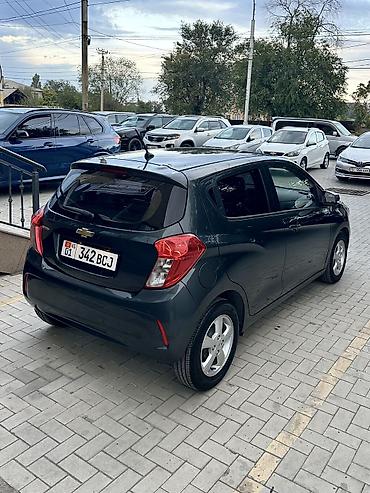chevrolet coblt: Chevrolet Spark: 2018 г., 1 л, Автомат, Бензин, Хэтчбэк — 7