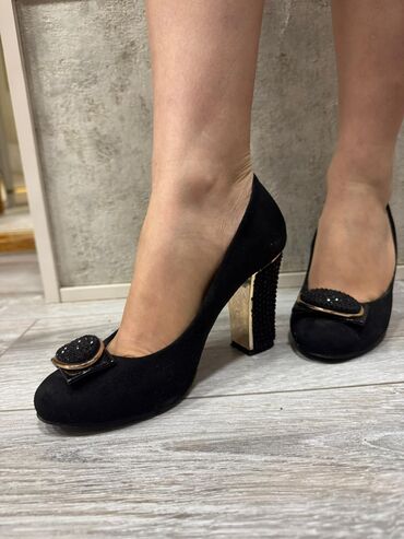 Tuflilər: Tuflilər, Ölçü: 37.5, rəng - Sarı, İşlənmiş -da lalafo.az — 11 Tuflilər: Tuflilər, Ölçü: 37.5, rəng - Sarı, İşlənmiş — 11