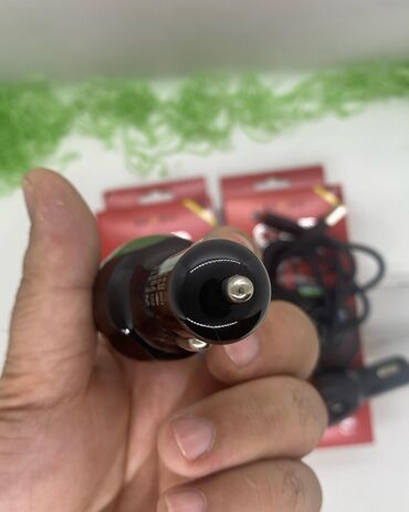 Mobil telefonlar üçün digər aksesuarlar: Z020 Maşın adapter desti 25Yox 15Azn Eur@acs Car charger Model:Z020 — 8