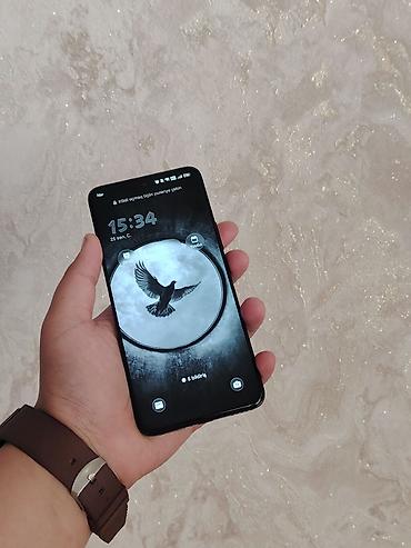 Honor: Honor 200 Pro, 256 GB, rəng - Qara, Zəmanət, Barmaq izi, Simsiz şarj — 2