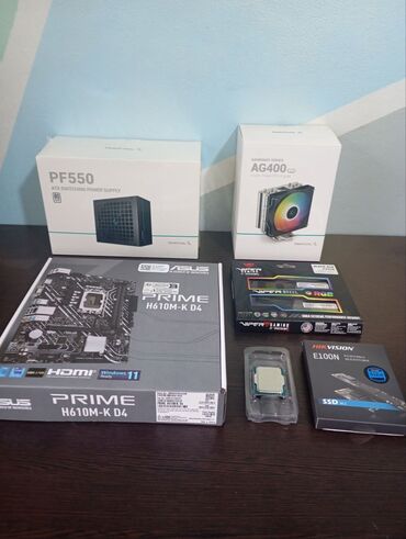 прием плата: Материнская плата, Новый, LGA1700, Для ПК