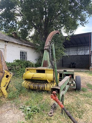 фреза для мотоблока: Кормоуборочный прицепной измельчитель John Deere 3400 - Тип — 1