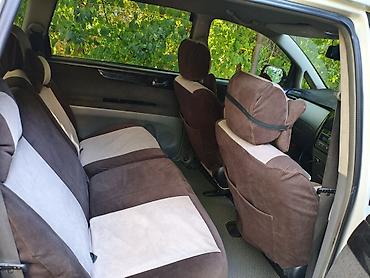 mini v: Toyota Ipsum: 2003 г., 2.4 л, Автомат, Газ, Минивэн — 7
