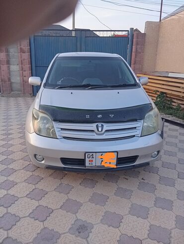 Toyota: Toyota ist: 2003 г., 1.5 л, Автомат, Бензин, Хэтчбэк