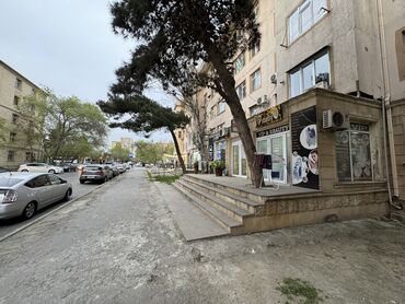 kirayə salon: Kisi Salonu İcareye verilir. 4 neferlik mebelni yer
