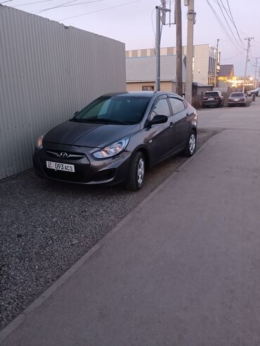 мтз 80 2: Hyundai Solaris: 2012 г., 1.6 л, Автомат, Бензин, Седан