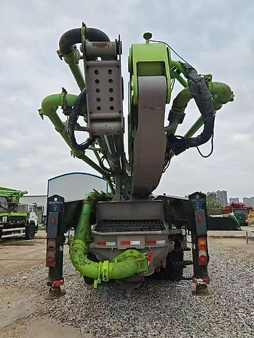 Бетононасосы: Бетононасос, Mercedes-Benz — 1