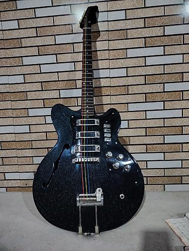 kitar: Elektrik gitar – yarımdənə (semi-hollow) korpuslu, parıltılı qara — 1