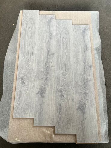 Laminat: Salam laminatlarimiz 32 və 33 klasdir istipola yararli nəmə davamli -da lalafo.az — 25 Laminat: Salam laminatlarimiz 32 və 33 klasdir istipola yararli nəmə davamli — 25