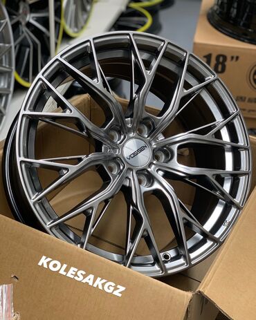Диски: Литые Диски R 18 Vossen, Комплект, отверстий - 5, Новый