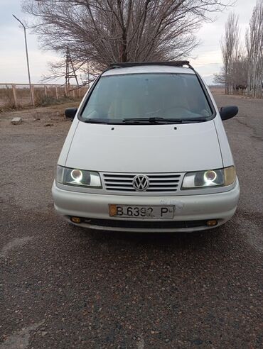 Volkswagen: Volkswagen Sharan: 1996 г., 2 л, Механика, Бензин, Минивэн — 2