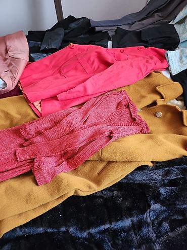 Ostala ženska odeća: Lot ženske odeće – različiti komadi i materijali - Kaputi i mantili — 4