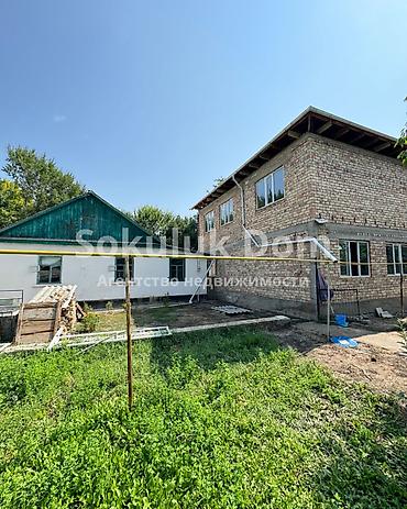 Продажа коттеджей и домов: 🏠Продается дом в г. Шопоков. 🟡Комнаты: 7 + 4 🟡Участок: 12 соток — 2