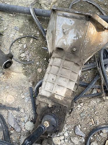 4 tekerlekli motor: Mexaniki sürətlər qutusu (ötürücü qutu) – uzununa mühərrikli arxa — 2