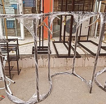 divar rəf: Dəyirmi metal geyim asılqan stendi - Material: qalın divarlı metal — 2