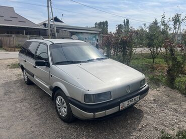 Volkswagen: Volkswagen Passat: 1990 г., 1.8 л, Механика, Бензин, Универсал