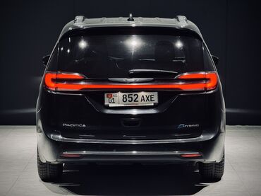 Chrysler: Chrysler Pacifica: 2021 г., 3.6 л, Автомат, Гибрид, Минивэн — 6