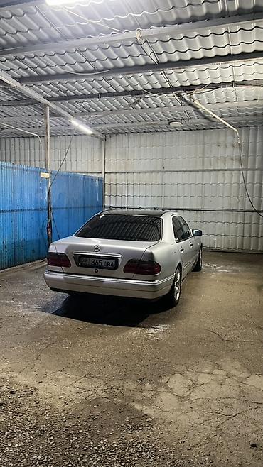 Продажа авто: Mercedes-Benz E-Class: 1996 г., 3.2 л, Механика, Седан — 2
