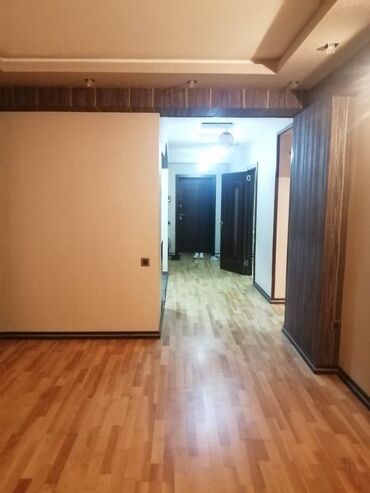 Uzunmüddətli kirayə mənzillər: Razində Ülvi şadlıq sarayının yanı 20 mərtəbəli binanın 6-cı mərtəbəsi -da lalafo.az — 12 Uzunmüddətli kirayə mənzillər: Razində Ülvi şadlıq sarayının yanı 20 mərtəbəli binanın 6-cı mərtəbəsi — 12