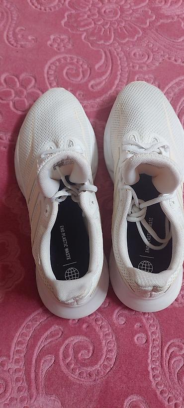 rezin cekmeler: Məhsul: Adidas kişilər üçün idman ayaqqabısı (ağ)42 razmer balaca — 3