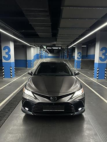 Toyota: Toyota Camry: 2020 г., 2.5 л, Автомат, Бензин, Седан — 2