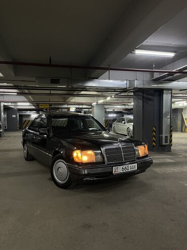 Mercedes-Benz: Mercedes-Benz W124: 1992 г., 2.2 л, Механика, Бензин, Седан