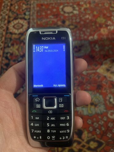nokia n 73: Nokia E51, 2 GB, rəng - Gümüşü, Düyməli