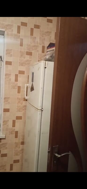 Uzunmüddətli kirayə evlər: Saray postunu keçəndən 200 m Bakıya tərəf, içəri yoldan 400 m məsafədə — 7