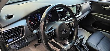 Kia: Kia Stonic: 2018 г., 1.4 л, Автомат, Бензин, Кроссовер — 5