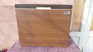 Refrigerators: Double Chamber color - Brown, New