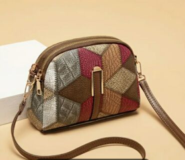 lv torbica muska: Shoulder bag