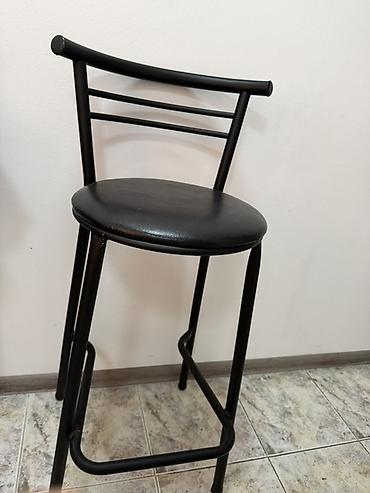 bar oturacaqlar: Metall bar taburesi – qara rəng - Material: toz boya örtüklü metal — 1