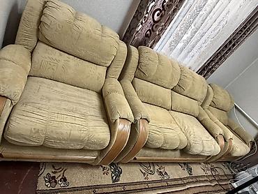 Прямые диваны: Прямой диван, Б/у — 8