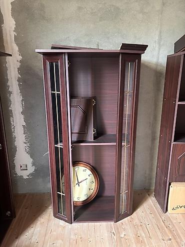 suvenir samovar: Qonaq otağı/dolu yataq dəsti üçün qəhvəyi ağac teksturalı mebel paketi — 1