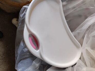 Yemək masaları, oturacaqları: Uşaq yemək stulu - Rəng: ağ/gri çərçivə, çəhrayı-boz nöqtəli parça — 6