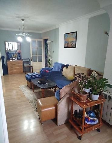 gence sadilli: Bakı, 3 otaqlı, Köhnə tikili, m. Gənclik, 63 kv. m — 2