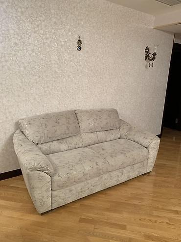 İki nəfərlik yumşaq divan və dekorativ yastıq dəsti Istiqbal dan lalafo.az -da İki nəfərlik yumşaq divan və dekorativ yastıq dəsti Istiqbal dan