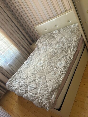 надувной матрас для машины: Б/у, Двуспальная кровать, С матрасом, Азербайджан