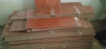 ag qapi modelleri: Ikinci əl laminat satılır, ümumi 60 m².Bir metr kvadratı 2